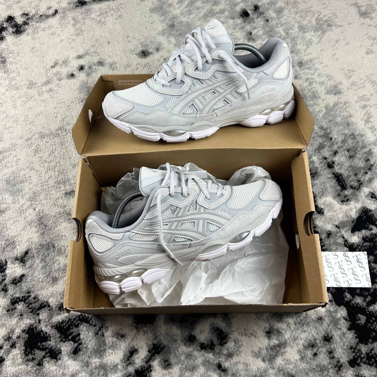 ASICS GEL NYC - CREAM / CLOUD GREY